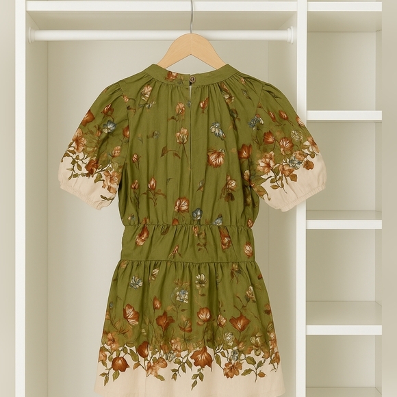 Holiday Cottage Girl Large Farmhouse Floral Puff Sleeve Bow Holiday Gift New - Picture 3 of 6